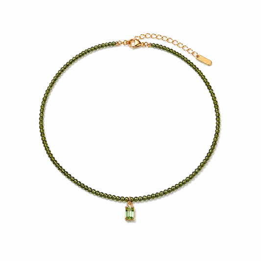 Verdant Glow Green Gemstone Beaded Necklace – Emerald-Cut Pendant Choker