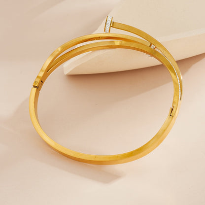 Twisted Nail Gold Bangle Bracelet Cubic Zirconia Cuff