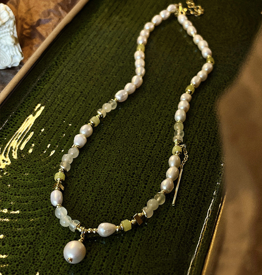 Emerald Waters Jade and Pearl Necklace